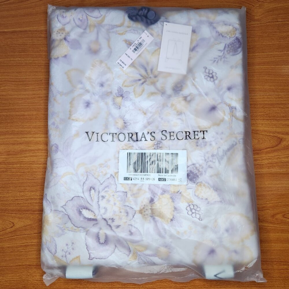 Victoria's Secret Floral Stripe Packable Beach Towel 2 in 1 Convertible Backpack